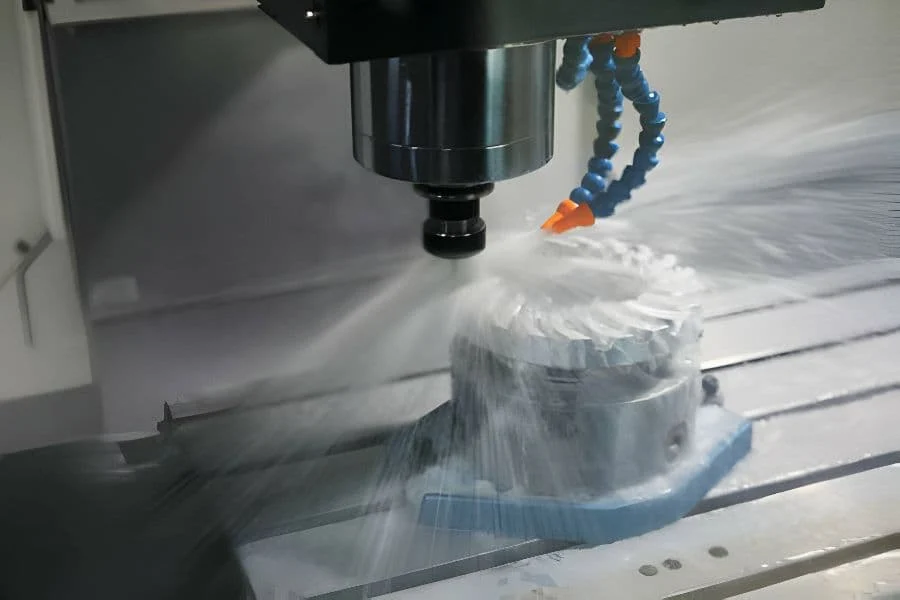 6.1 Milling On Cnc Center With Metalworking Fluid