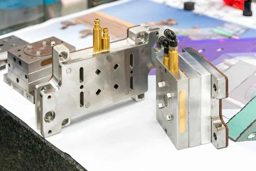 6.2 Plastic Injection Metal Mold Production From Manufacture By High Precision And Quality Cnc Machining