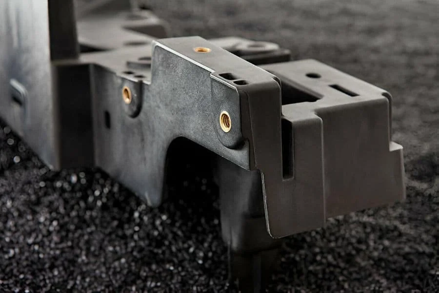7.1 Thread Insert Injection Pem Insert