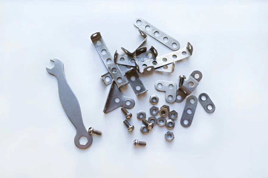 8.5 Bending Children's Metal Constructor